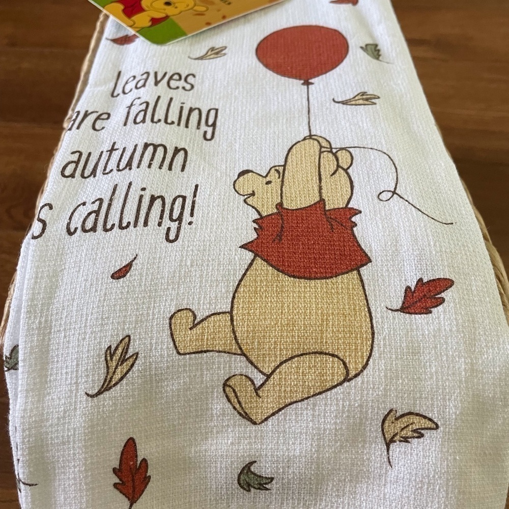 Disney: Winnie the Pooh set of 2 Kitchen towels - Picture 3 of 5